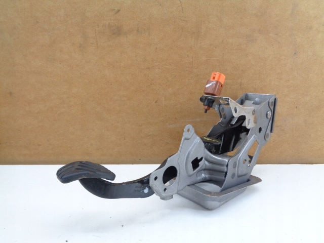 фото №1, Micra k14 педаль тормоза