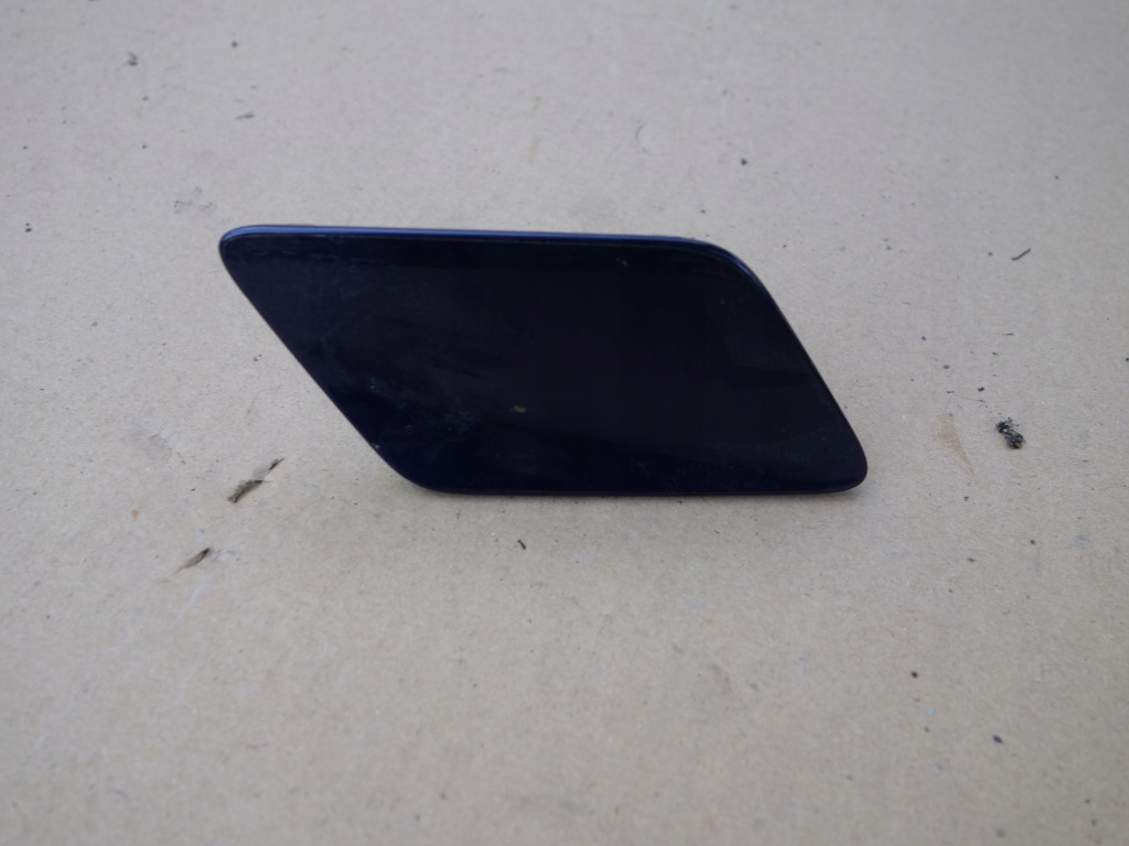 Купити Заглушка розпилювача audi q5 80a рестайлінг  s-line права