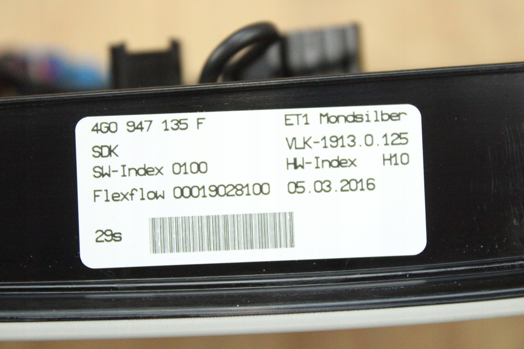 фото №7, Оригинальная лампа салона кабины потолочный audi a7 c7 lift 4g0947135f 32km