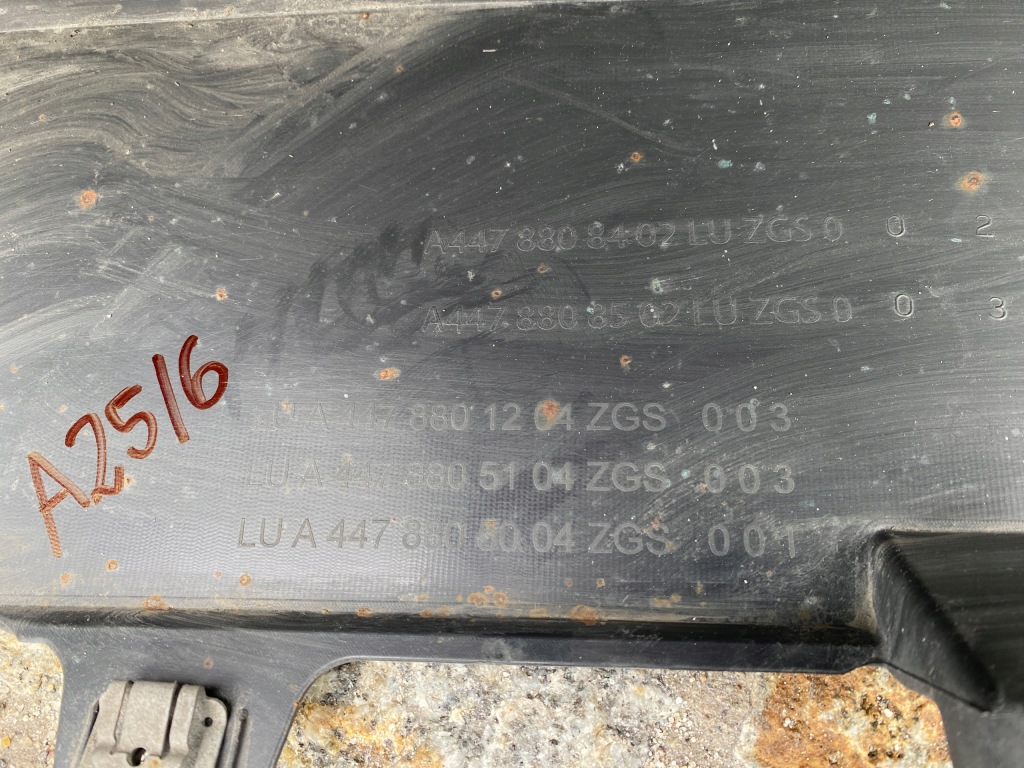 Mercedes 447 vito рестайлинг  бампер задний  отражатели 4478808402 4478801204 оригинал Недорого