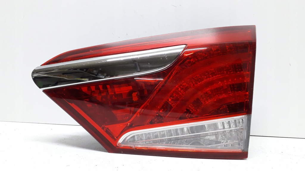 фото №12, Hyundai i40 kombi 11- лампа правая задняя - w крышка