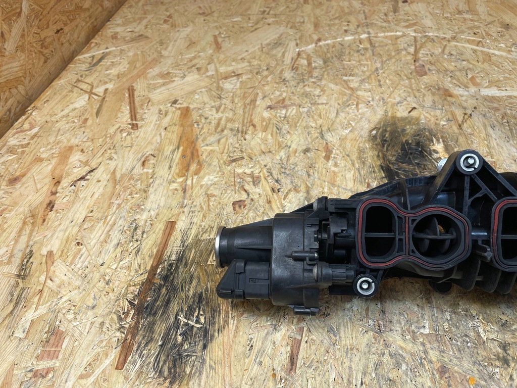 фото №10, Коллектор всасывающий регулятор bmw 7 f01 f02 3.0d n57d30a 8575534