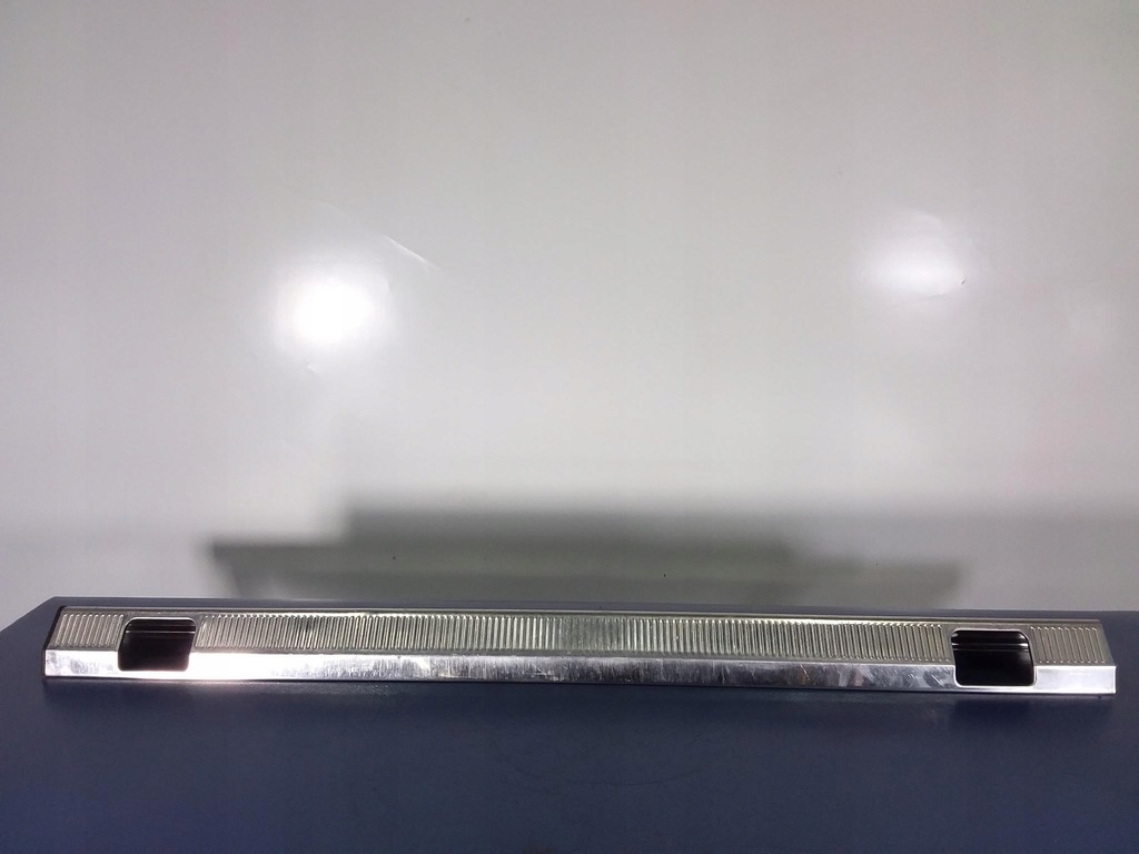 фото №4, Audi a6 c4 молдинг порог багажника хромированная