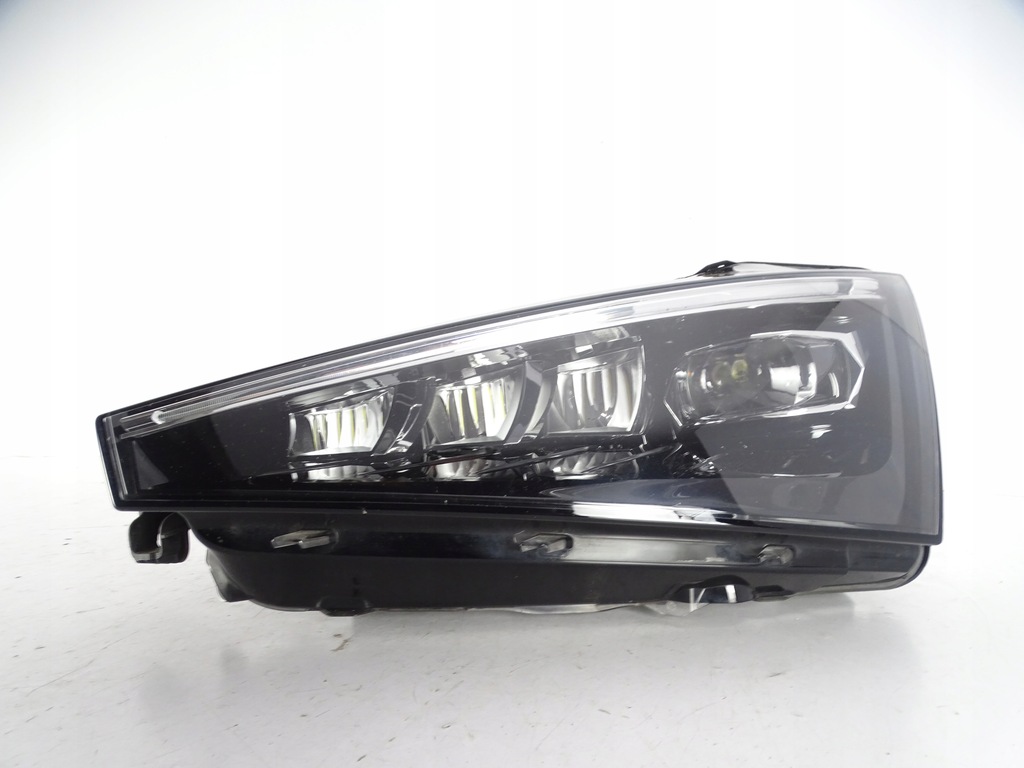 фото №1, Капот перед левая skoda scala 2019- full led