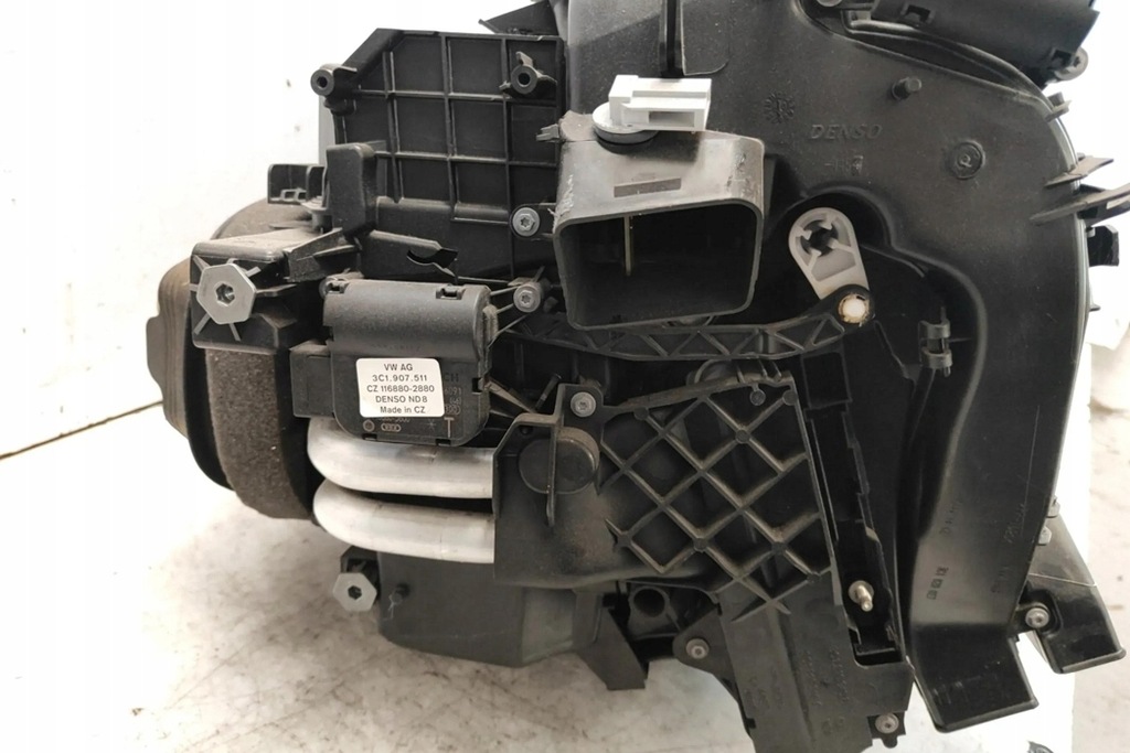 фото №9, Отопитель vw golf plus 5m1, 521 3c1907511 1.6l дизель 77kw 2009