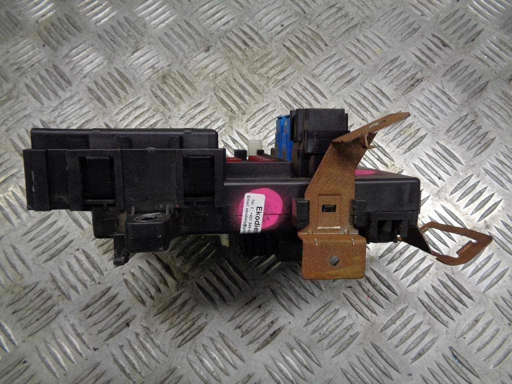 фото №3, Коробка предохранителей terrano ii r20 285519f912