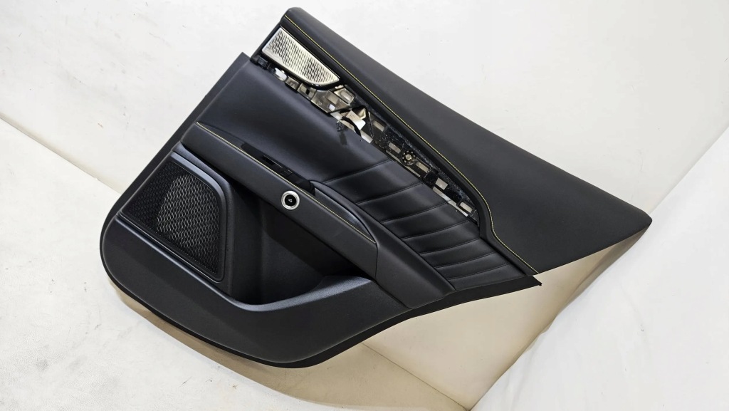 фото №1, Обивка обшивка правый кнопки maserati grecale новый оригинал