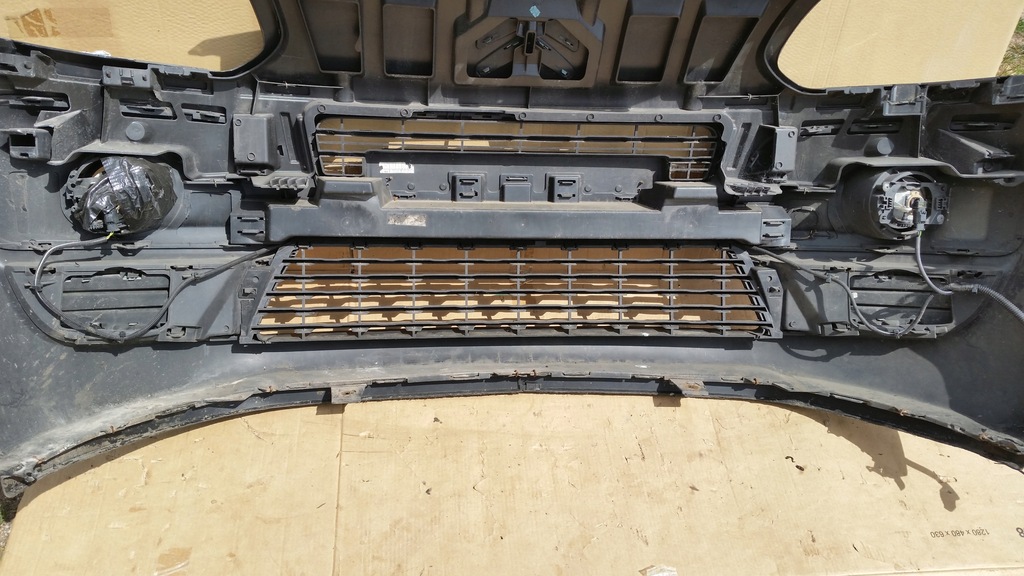 фото №14, Бампер перед citroen c3 picasso 8-12