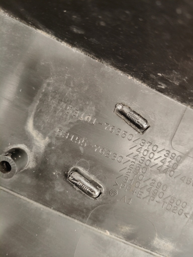 Lexus ux f sport решітка радіатора решітка радіатора в Україні