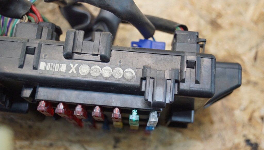 фото №6, Коробка предохранителей daihatsu terios i