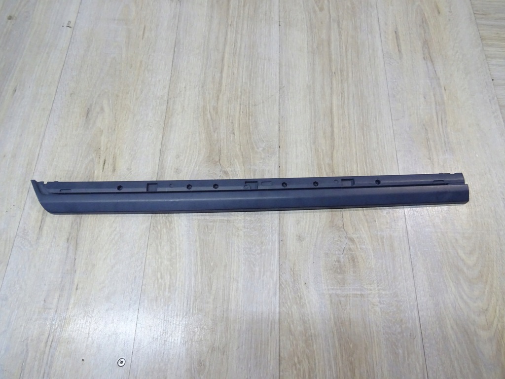 фото №1, Vw passat b7 молдинг дверь правая задняя оригинальный номер 3aa854950