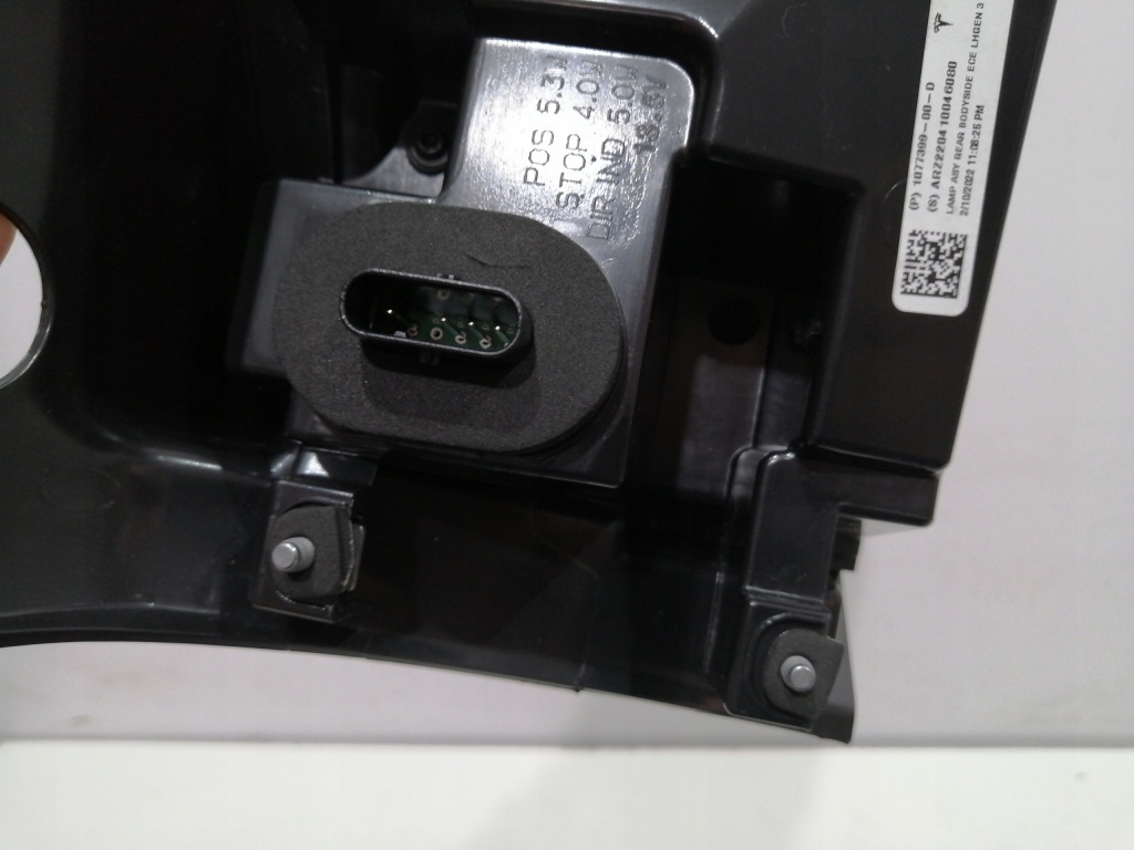 фото №9, Лампа ліва задня задня tesla 3 nowa оригінал