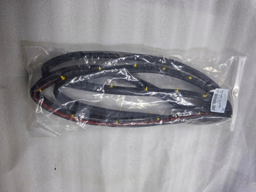 фото №1, Прокладка двері перед праве hyundai i20 ii 2008-2015 82140-1j000 nowa