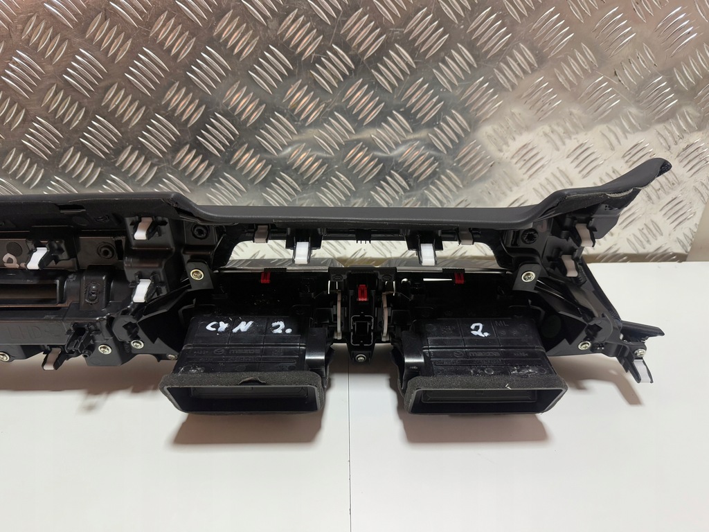 фото №11, Mazda cx-5 ii 17-24 молдинг dekor панели приборная панель защита воздуховоды kb7w-60371