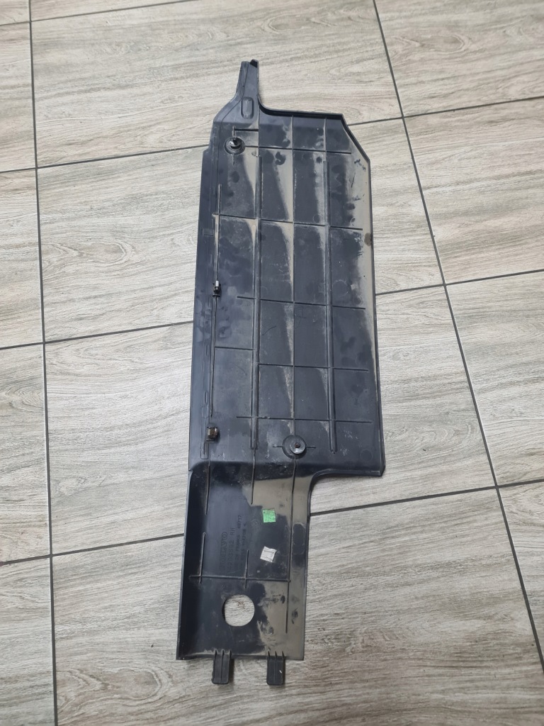 фото №3, Заглушка права захист лампи оригінал volvo fh 5