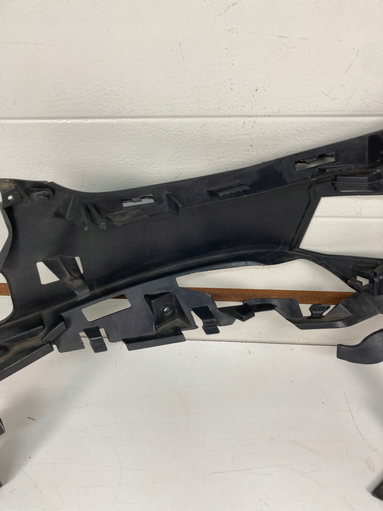 фото №7, Направляющая бампера правый передний mercedes e-klasa w213