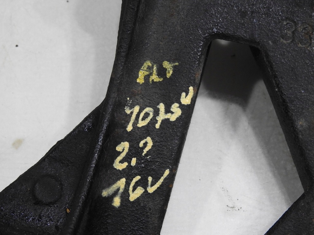 фото №7, Кронштейн основа генератора peugeot 407 2.2 16v