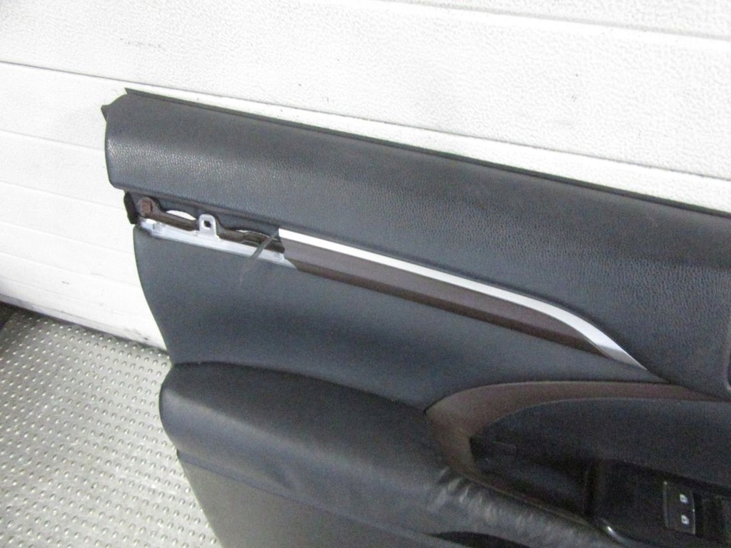 фото №6, Toyota highlander iii 2016 обшивка двері перед