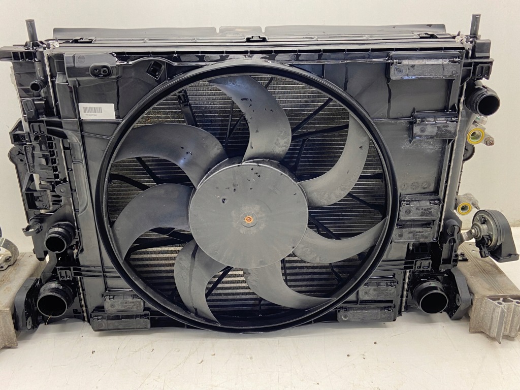 фото №6, Volvo xc60 ii t5 t6 pas передний kompletny радиатор балка усилитель