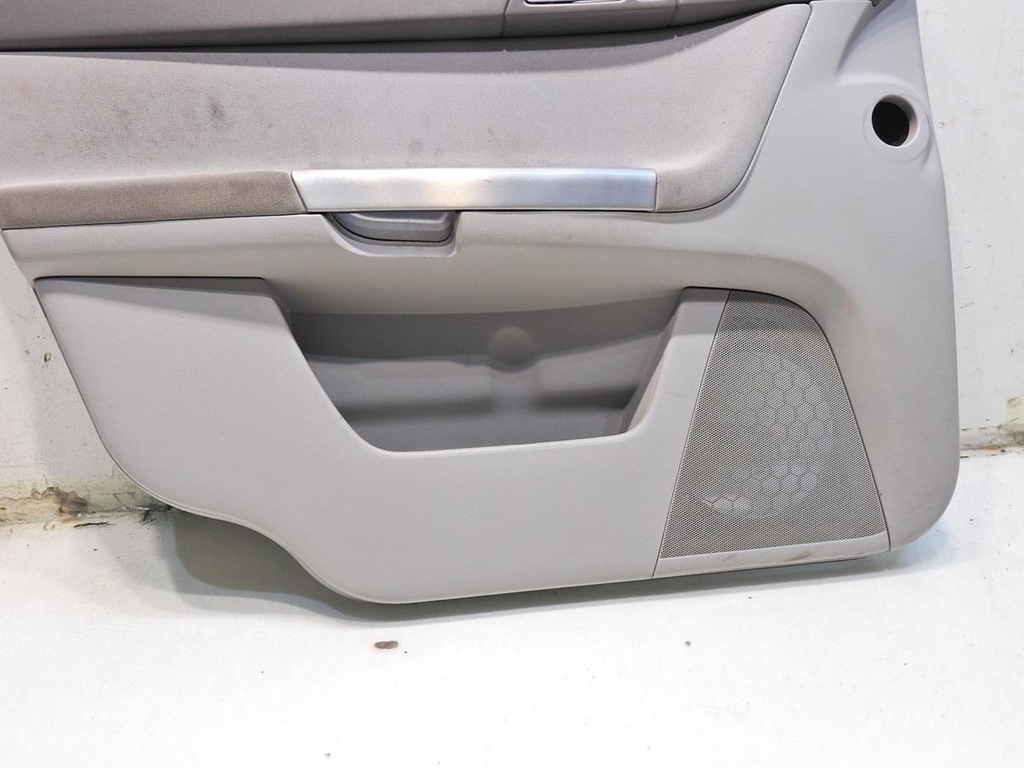 фото №7, Обивка дверь левый перед volvo v50 lift 30755292