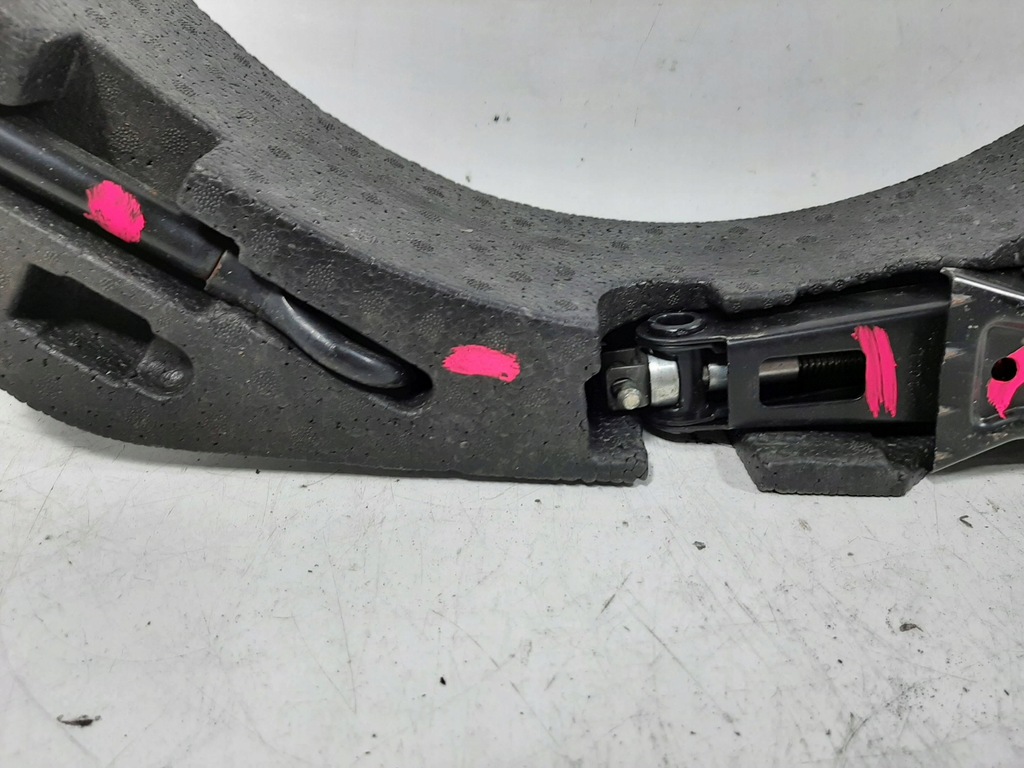 фото №8, Nissan note e11 1.5dci 07r набор ремонтный домкрат ключ 849759u00b