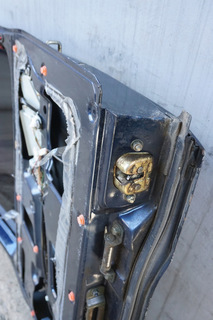 фото №15, Nissan patrol кришка багажника двері задня багажника права з скло y61 97-03r