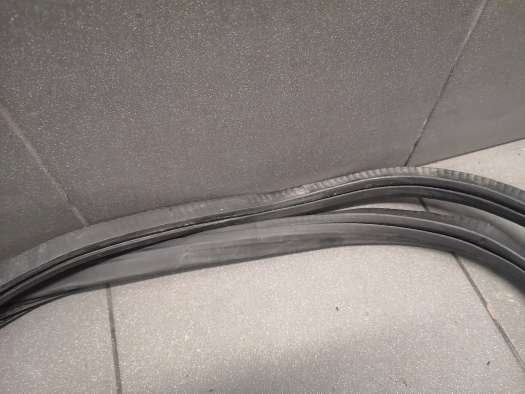 фото №8, Прокладка дверь правый задняя audi a6 c5 avant