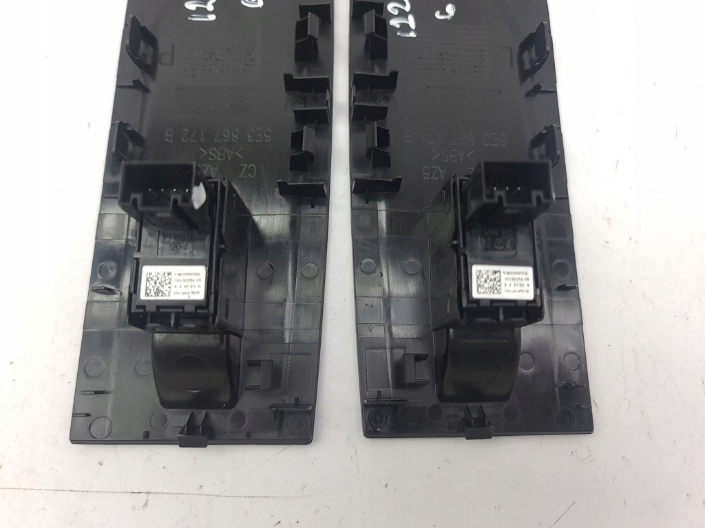 фото №10, Skoda octavia mk4 2024 с задний кнопки окон