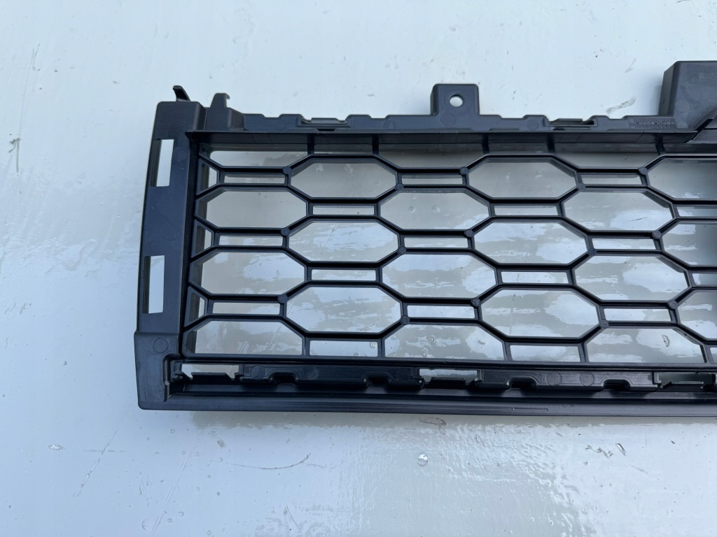 Bmw x5 4 iv g05 18-23r решётка средняя бампера перед передняя Киев