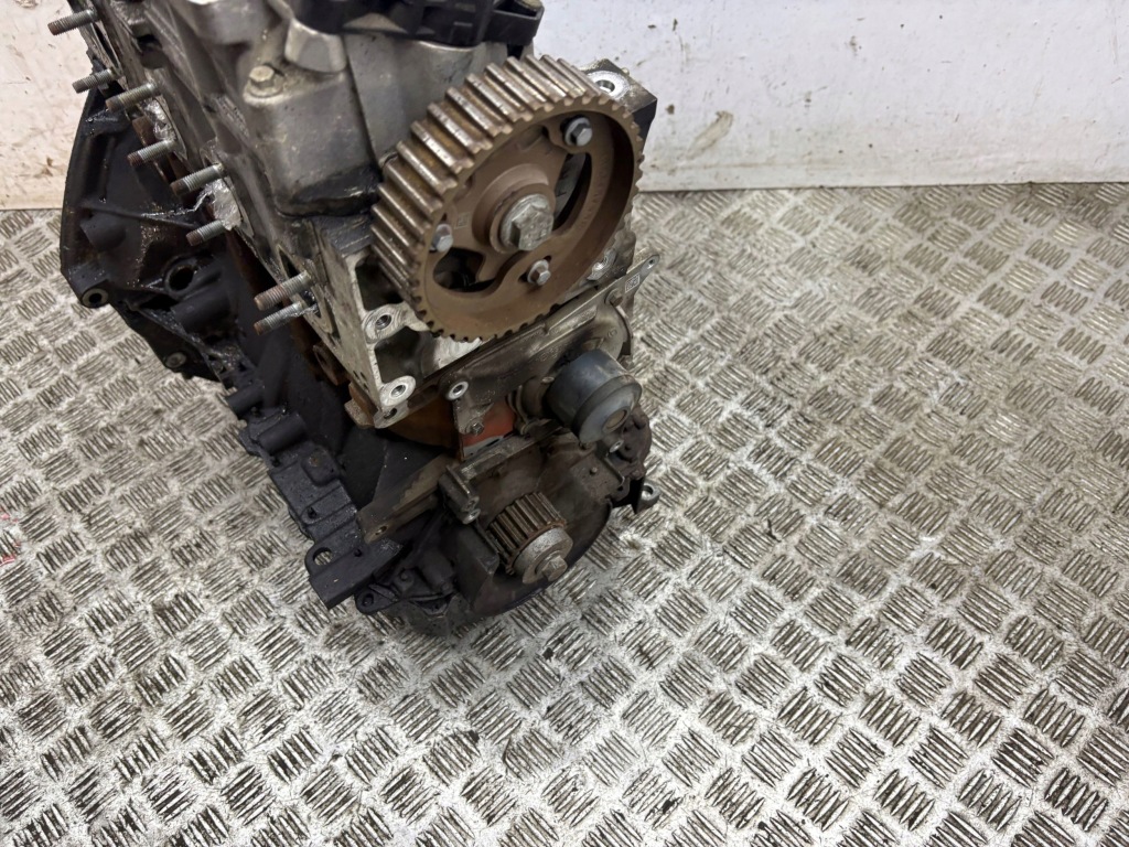 Двигатель mercedes-benz a w177 608915 с Разборки