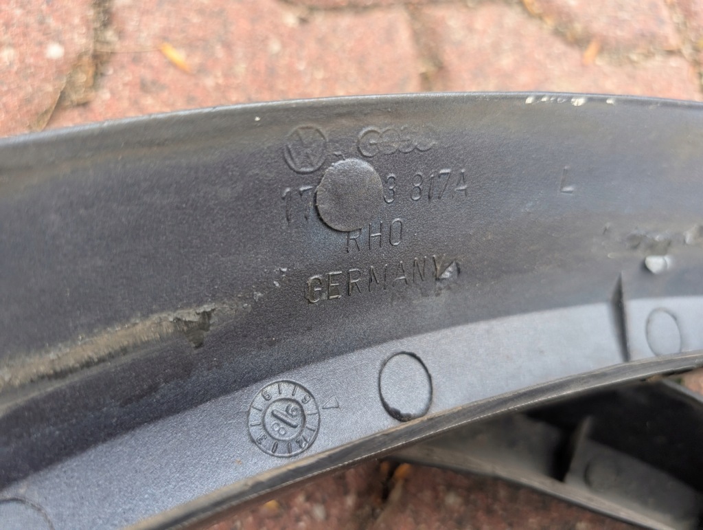 Розширювач vw golf 1 cabrio 171853818a Зі Шроту