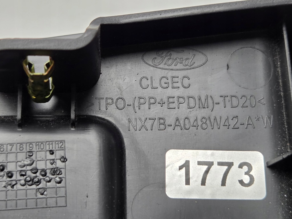 Ford focus mk4 ford kuga mk3 рестайлінг  накладка корпус зарядний пристрій nx7b-a048w42 Недорого