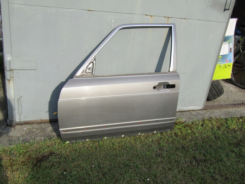 фото №1, Mercedes w126 левая передние дверь водителя левый перед