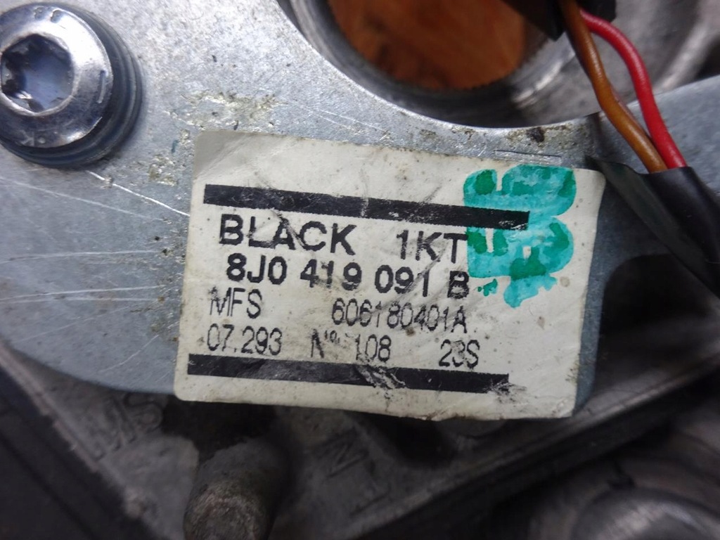 фото №15, Audi tt 8j a3 8p lift воздуховод кожа мультифункция s-line 8j0419091b