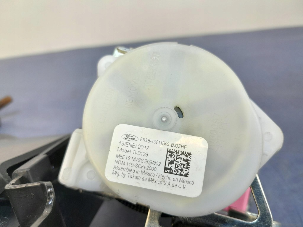 фото №4, Ford mustang mk6 pas безопасности задняя левый