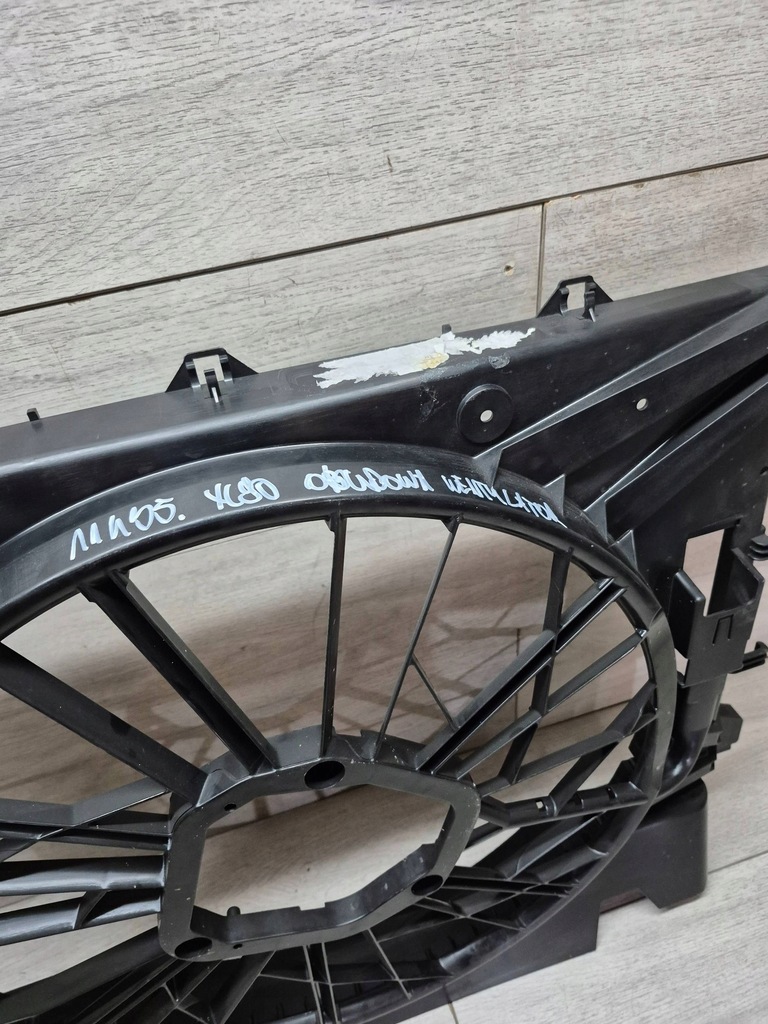 фото №6, 11435. volvo xc90 корпус вентилятор радиатора 30680005