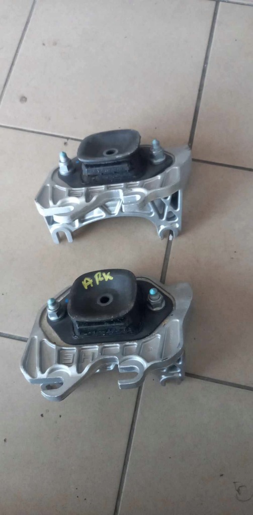 фото №4, Подушка коробки arkana renault clio v 112531060r