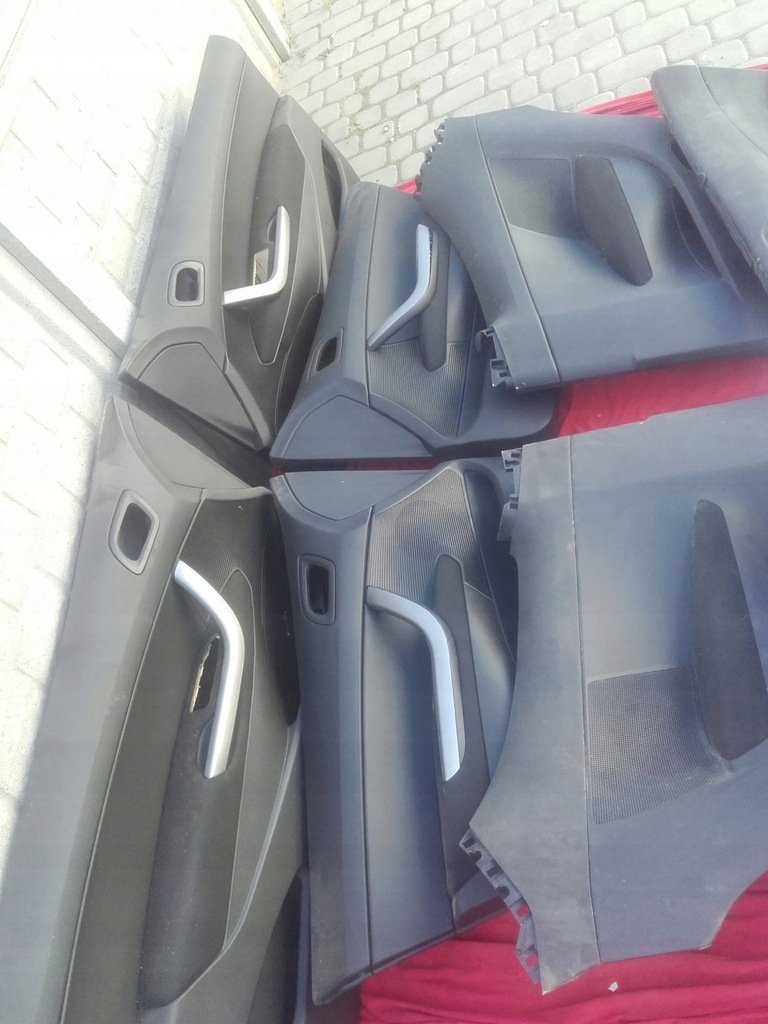 фото №2, Peugeot 308 3d 5d kombi обивка дверь