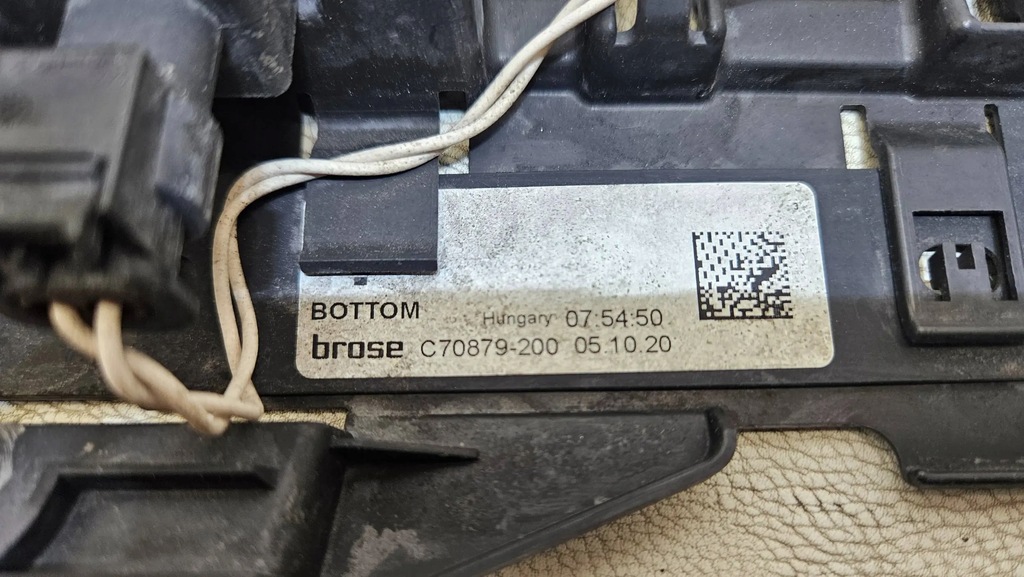 фото №5, Датчик відкривання кришки maserati levante sq4 06701090490