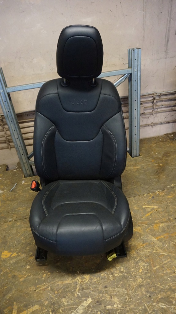 Набор сидений кожаных обшивки дверь jeep cherokee kl Киев