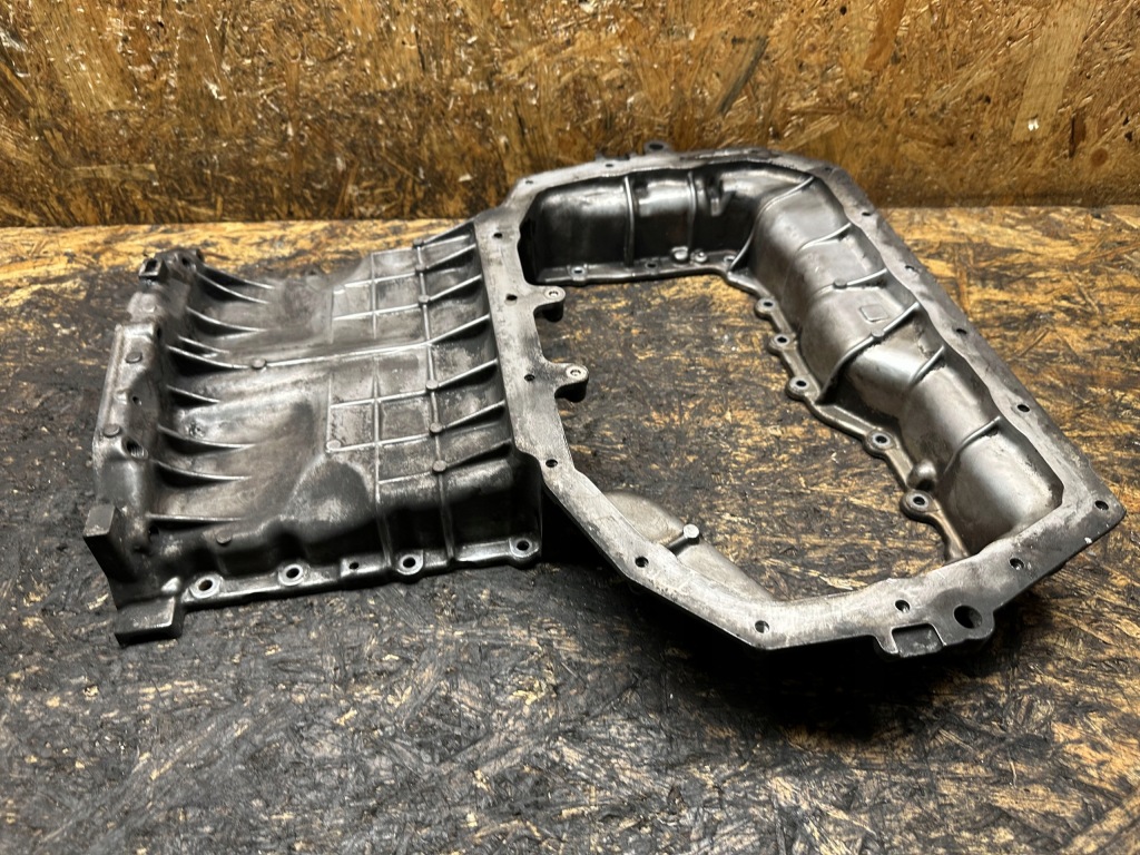 Поддон масла audi porsche 4.0 tfsi 0p2103603e с Разборки