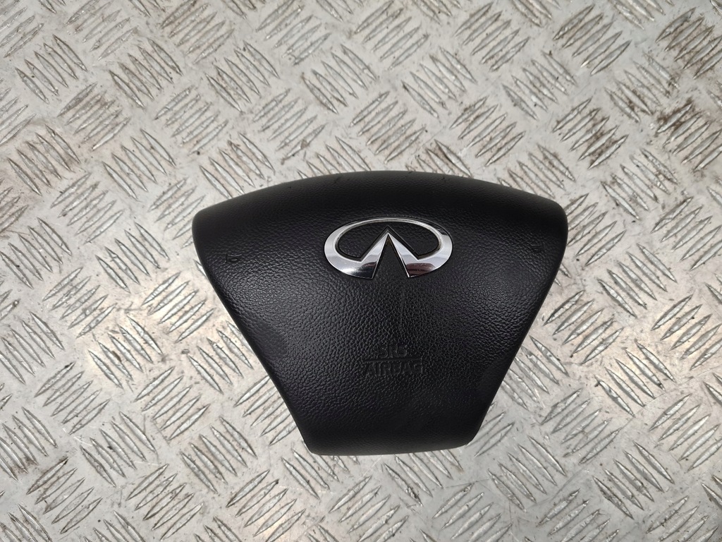 фото №13, Infiniti q70 s lift оригинальная приборная панель консоль ремни подушка безопасности