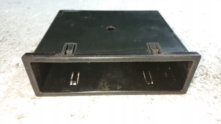 фото №1, Бардачок opel 90561246