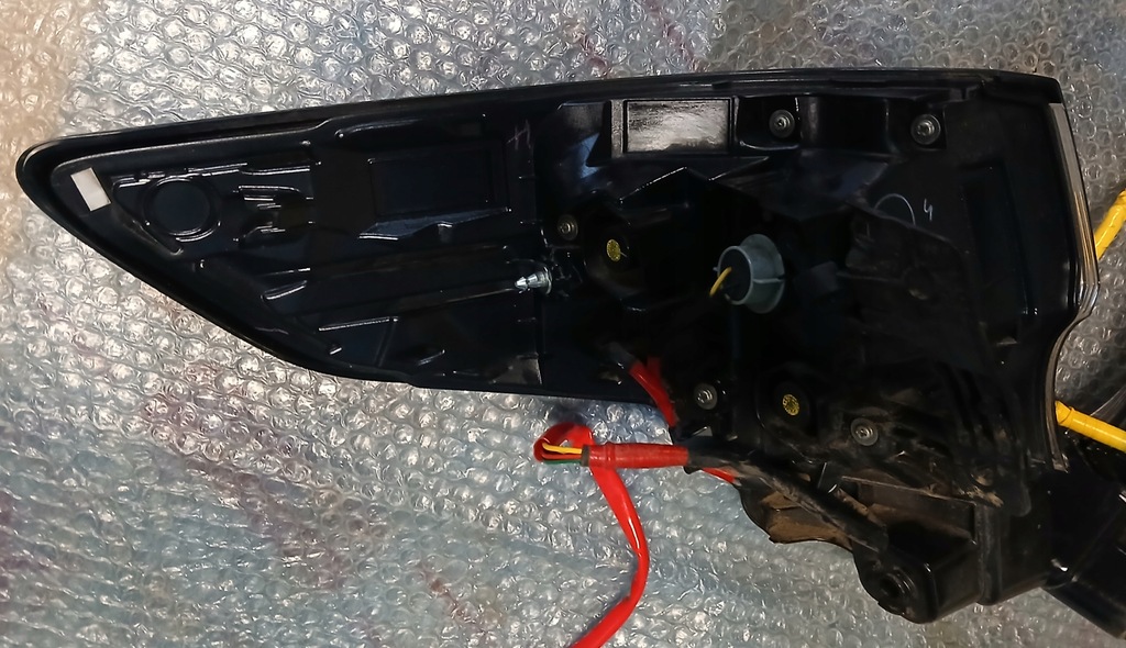 фото №6, Лампа задня ліва права suzuki swace kombi idealna