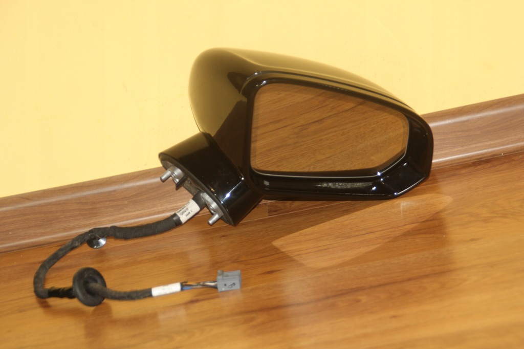 фото №1, V60 volvo v-60 ii складний фотохромний