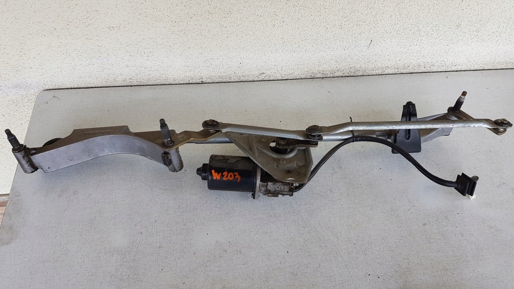 фото №1, Механізм передніх двірник mercedes w203