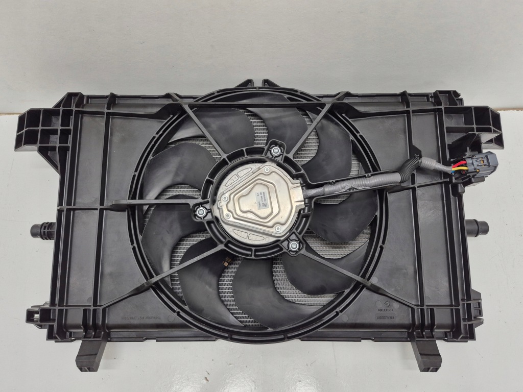 Купити Tesla model 3, model y радіатор води, вентилятор