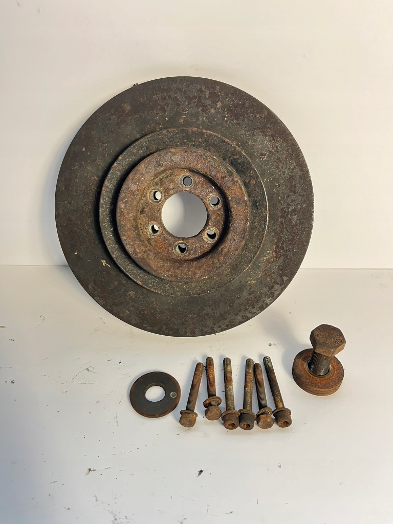 Купить Шкив mercedes w123 w116 w126 r107 280se m110