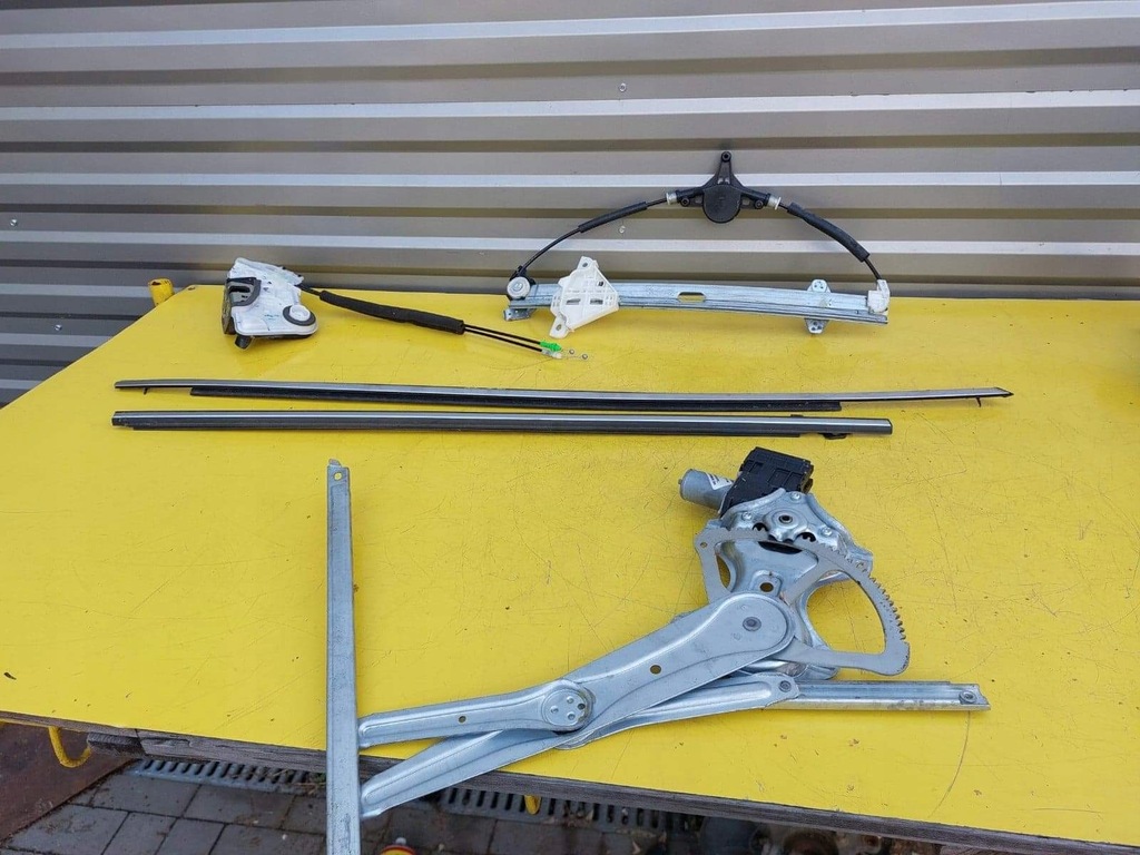 фото №1, Mazda 6 молдинг дверь правый перед gj подъемник