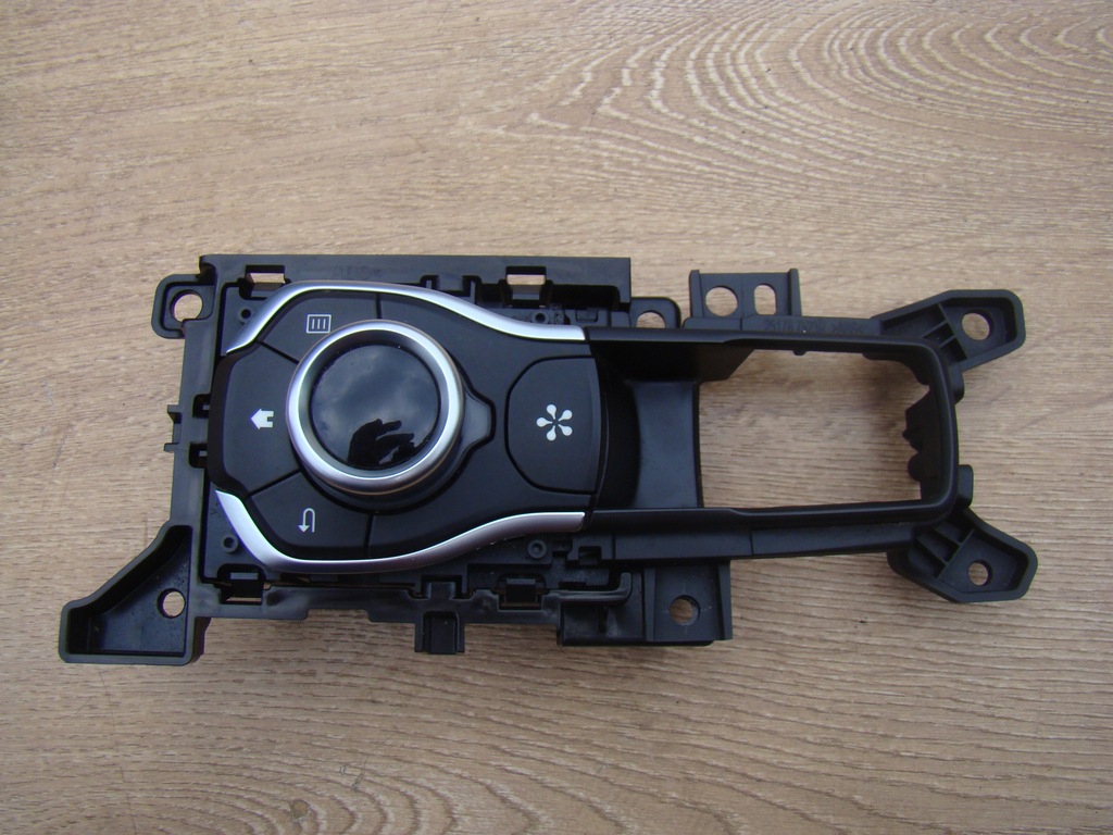 фото №7, Renault talisman панель навигации